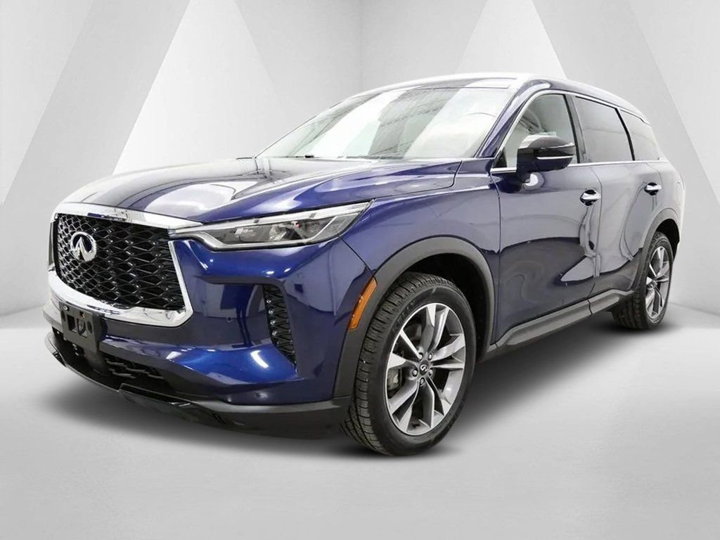 Used 2023 INFINITI QX60 Luxe AWD/4WD image 3