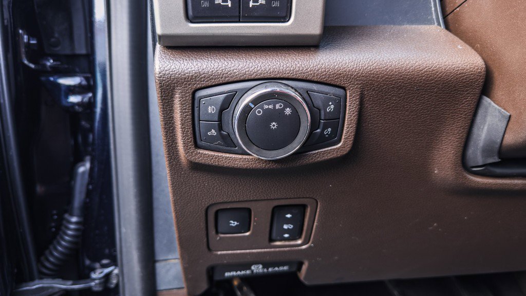 Used 2022 Ford F350 King Ranch w/ King Ranch Ultimate Package image 34