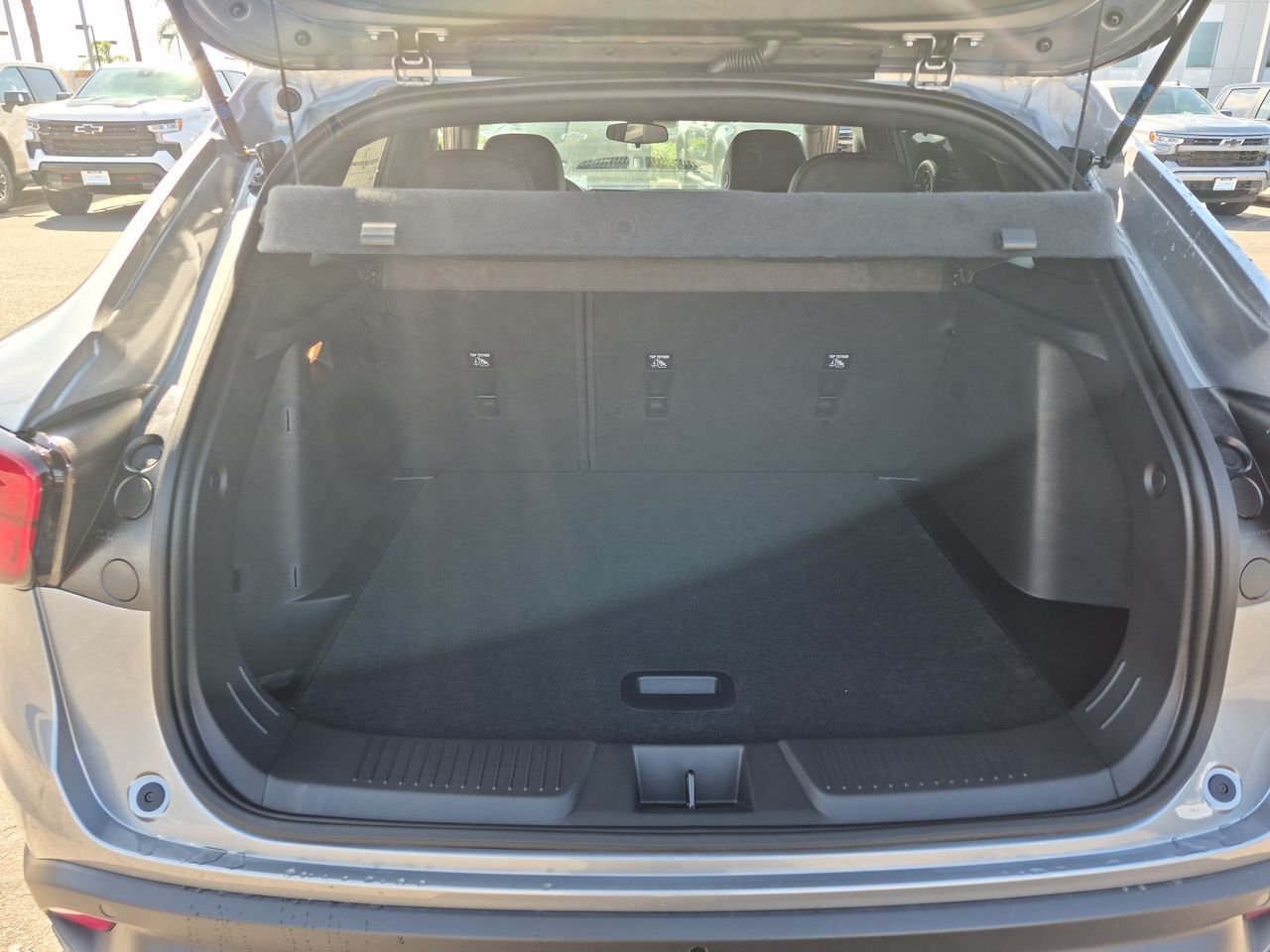 New 2026 Chevrolet Trax RS w/ Sunroof Package FWD image 26