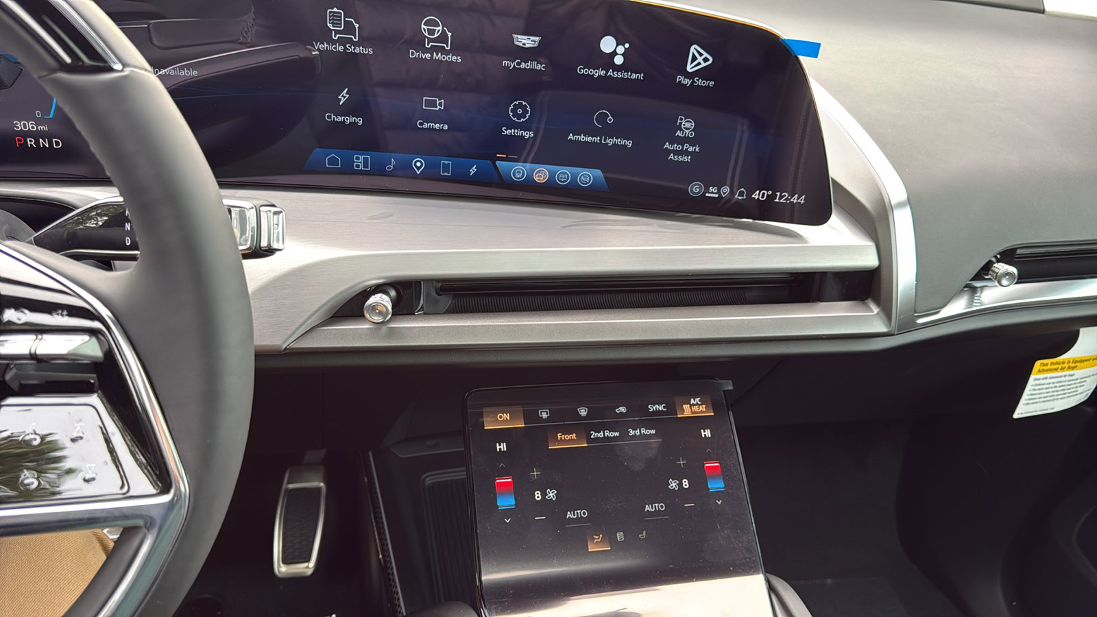 New 2026 Cadillac Vistiq Luxury w/ LPO, Floor Liner Package image 18