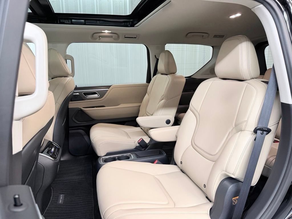 New 2026 INFINITI QX80 Pure RWD image 31