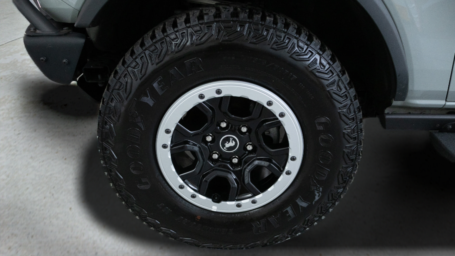 Used 2024 Ford Bronco Badlands AWD/4WD image 9