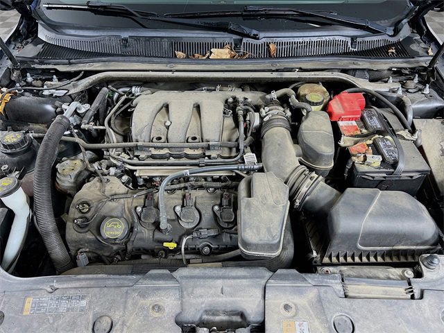 Used 2016 Ford Taurus Limited image 27