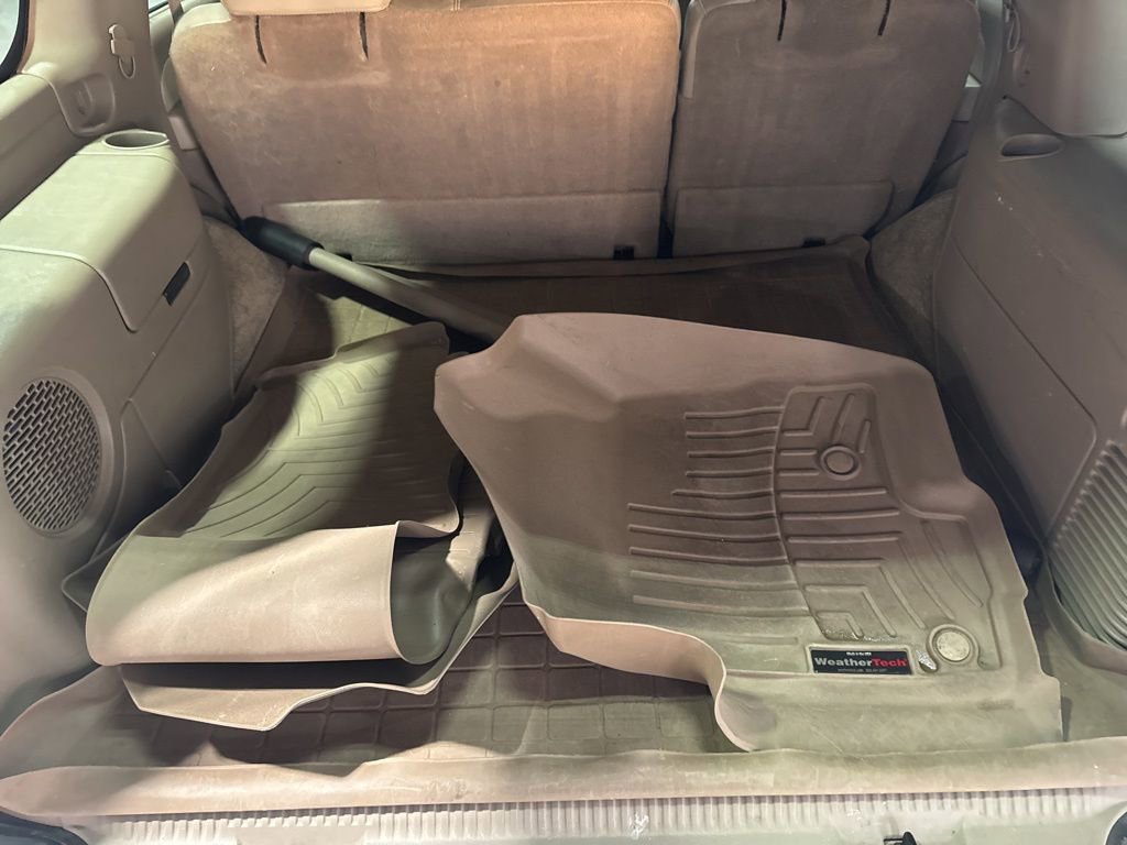 Used 2002 Chevrolet Tahoe LT image 33