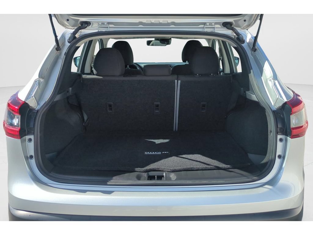 Certified 2022 Nissan Rogue Sport S AWD/4WD image 9