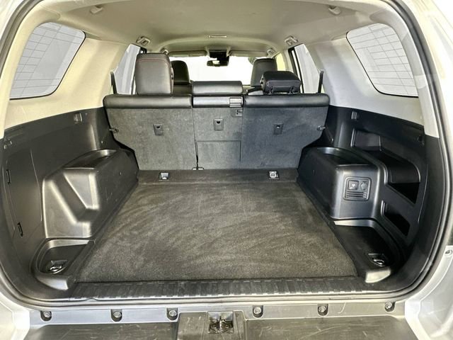 Used 2024 Toyota 4Runner TRD Off-Road Premium image 31