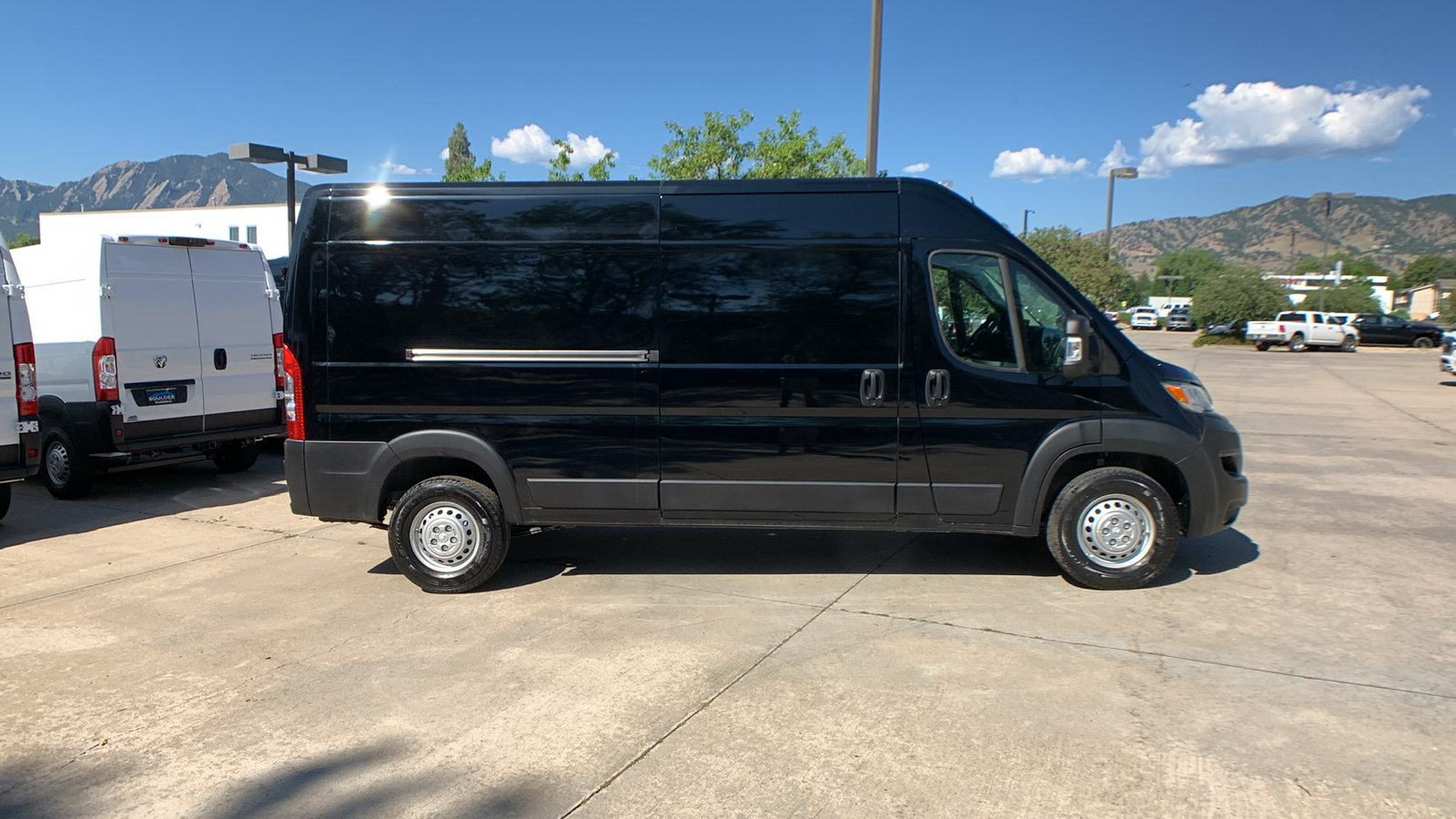 New 2026 RAM ProMaster 2500 w/ Premium Convenience Group FWD image 6