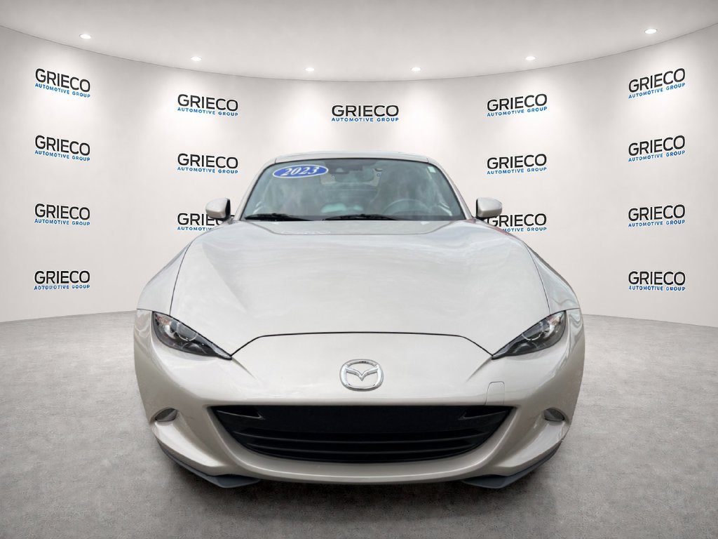 Used 2023 MAZDA MX-5 Miata Grand Touring RWD image 2