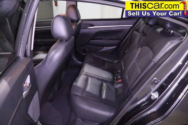 Used 2020 Hyundai Elantra Limited w/ Cargo Package (C1) FWD image 24