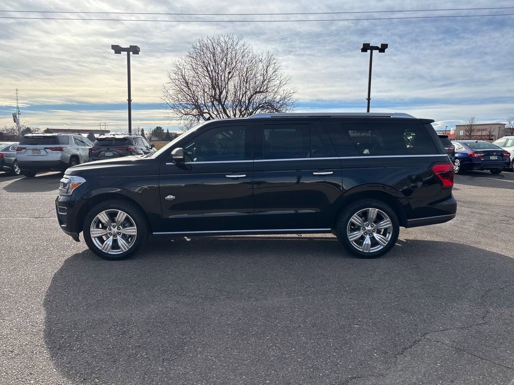 Used 2023 Ford Expedition Max King Ranch image 2