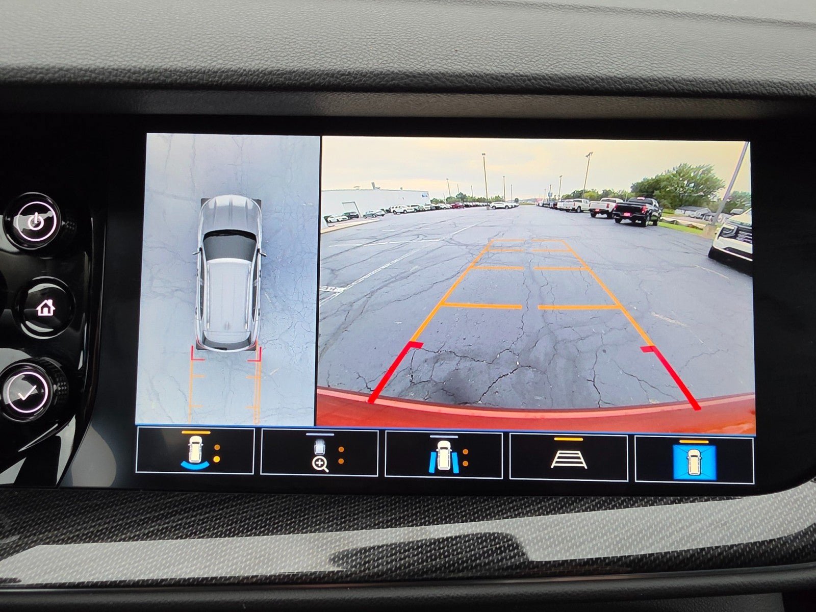 Used 2021 Buick Envision Essence w/ Technology Package I AWD/4WD image 47