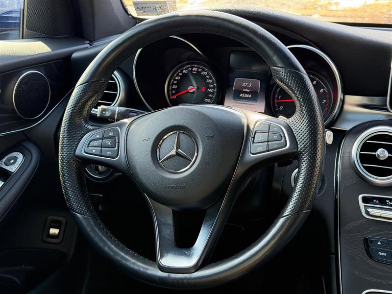 Used 2018 Mercedes-Benz GLC 300 4MATIC image 39