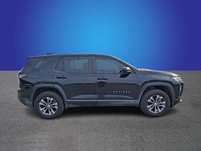 New 2023 Chevrolet Equinox LT w/ Driver Convenience Package AWD/4WD image 3