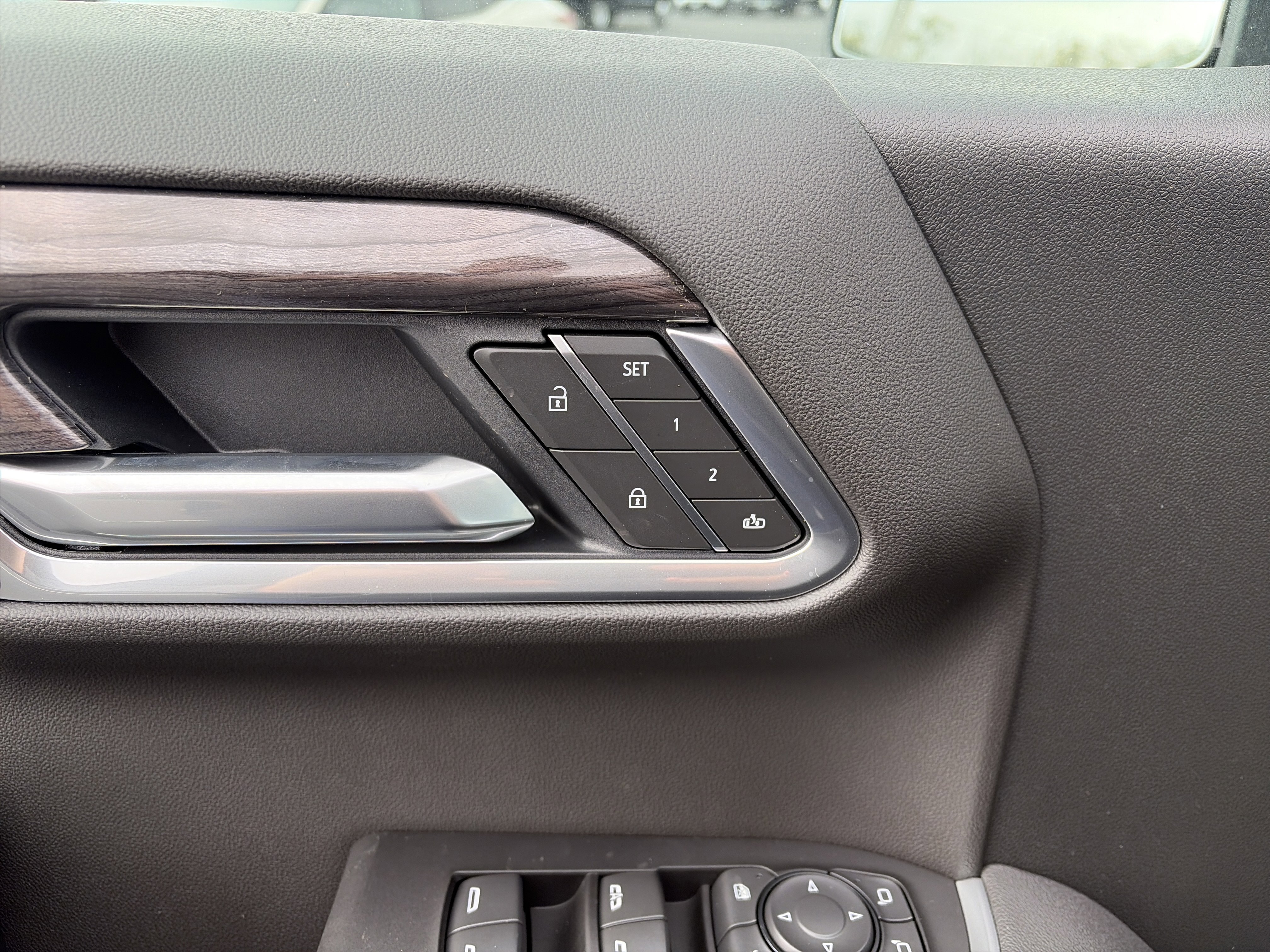 New 2026 Chevrolet Silverado 1500 LTZ w/ LTZ Premium Package image 21