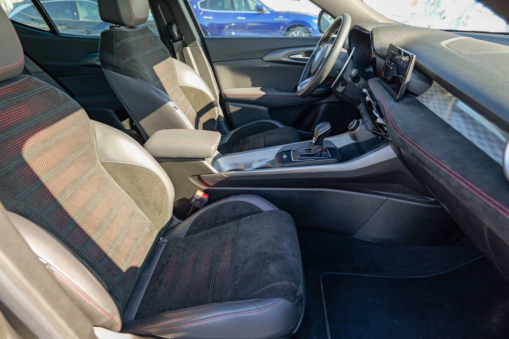 Used 2024 Alfa Romeo Tonale Veloce w/ Active Assist Package image 32