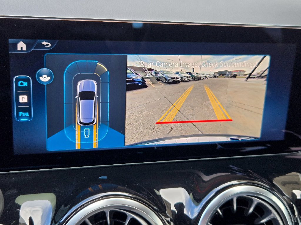 New 2026 Mercedes-Benz GLA 35 AMG 4MATIC image 26