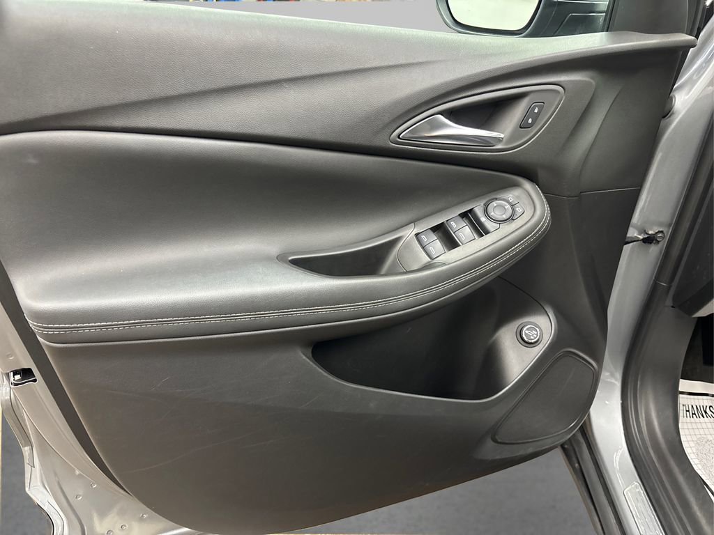 Used 2023 Buick Encore GX Select image 23