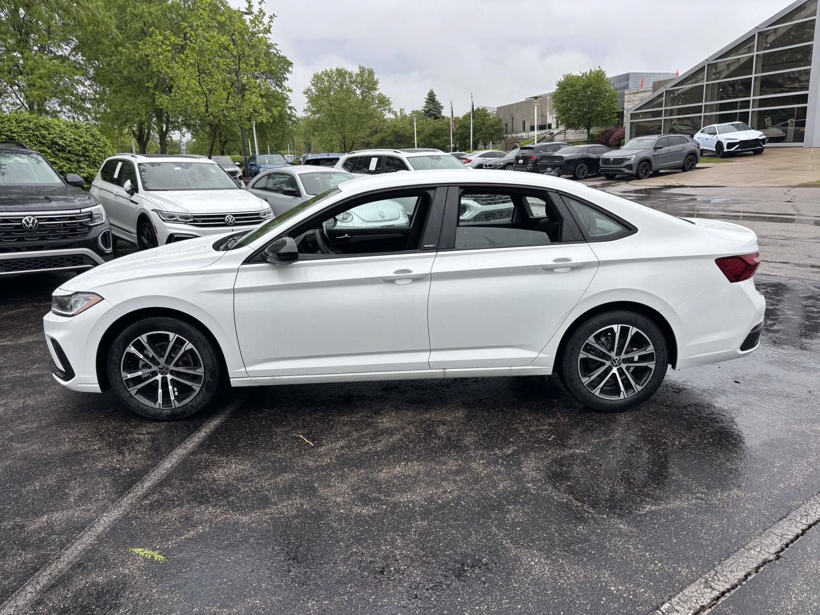 New 2026 Volkswagen Jetta Sport FWD image 8