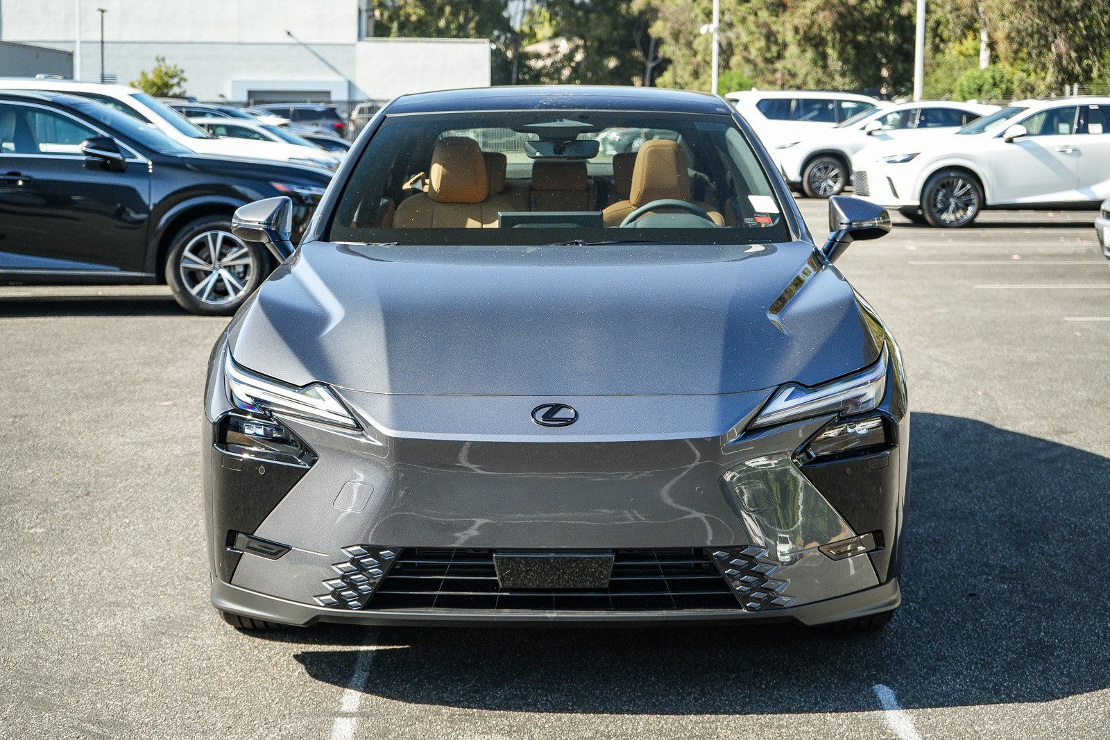 New 2026 Lexus ES 350e FWD image 2