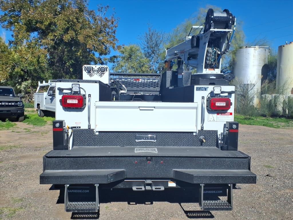 New 2026 Ford F550 4x4 Supercab Super Duty image 5