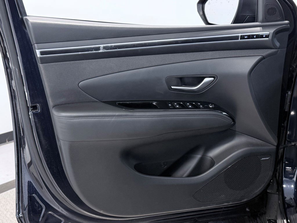 Used 2024 Hyundai Tucson Limited image 18