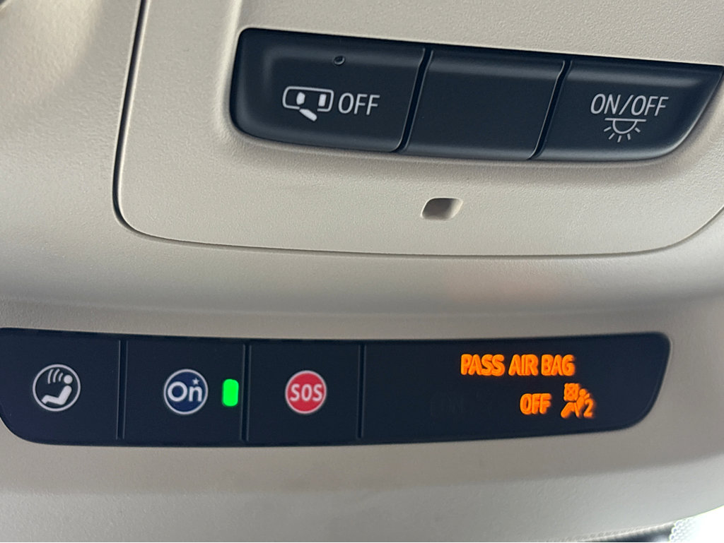 Used 2022 Buick Envision Preferred image 25