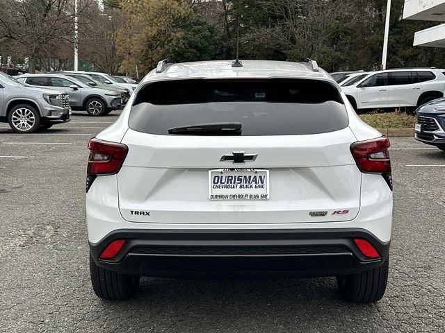 New 2026 Chevrolet Trax RS w/ Sunroof Package image 3
