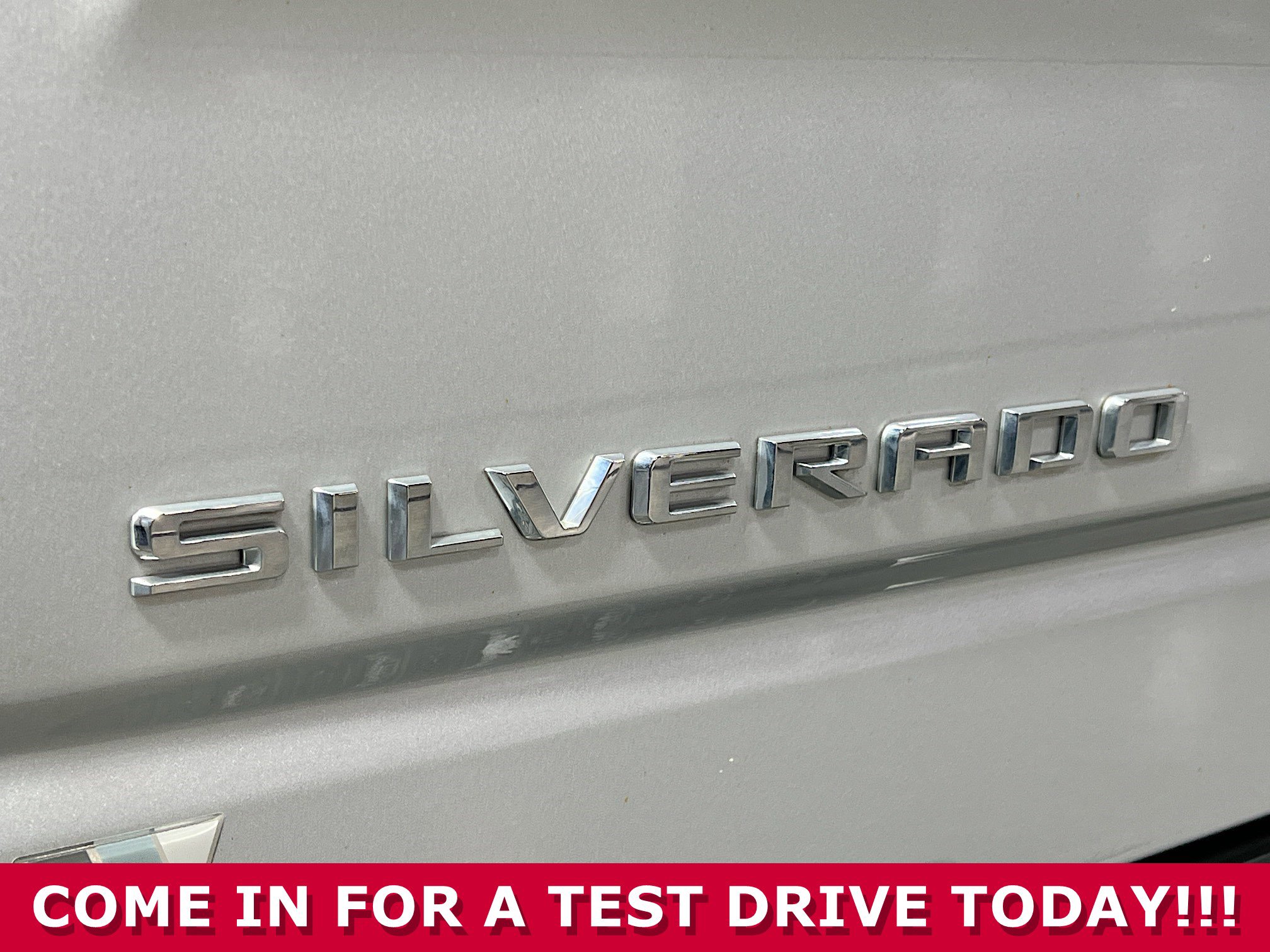 Used 2022 Chevrolet Silverado 1500 Custom image 28