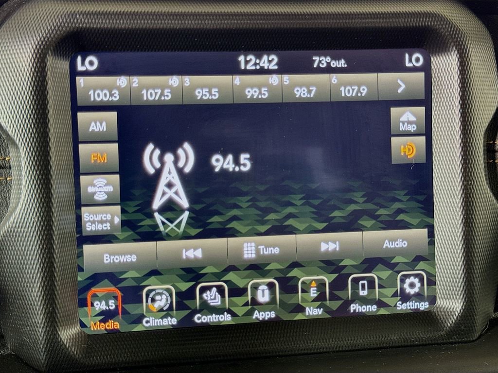 Used 2021 Jeep Gladiator Overland image 36