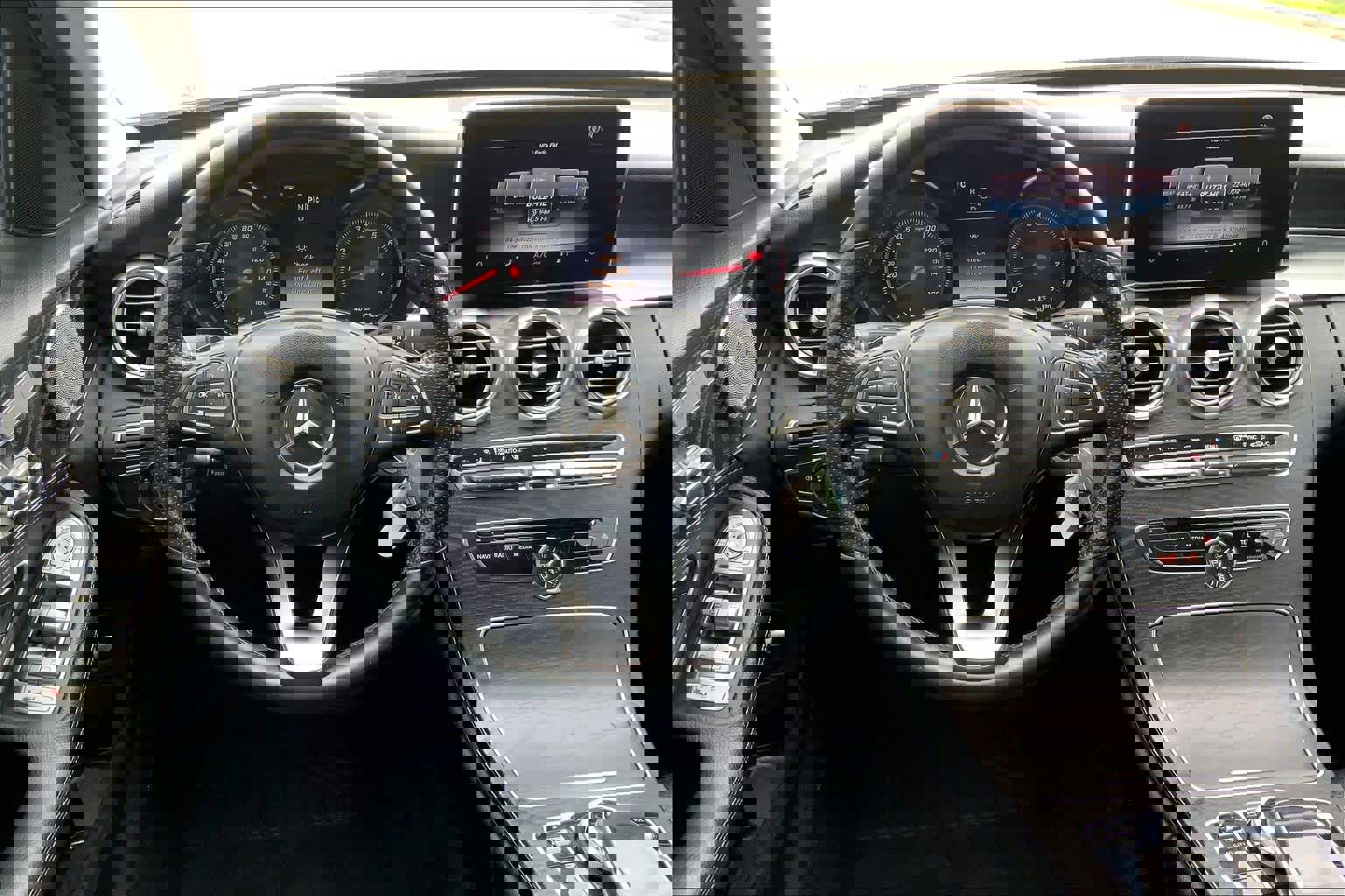 Used 2015 Mercedes-Benz C 300 Sedan image 5