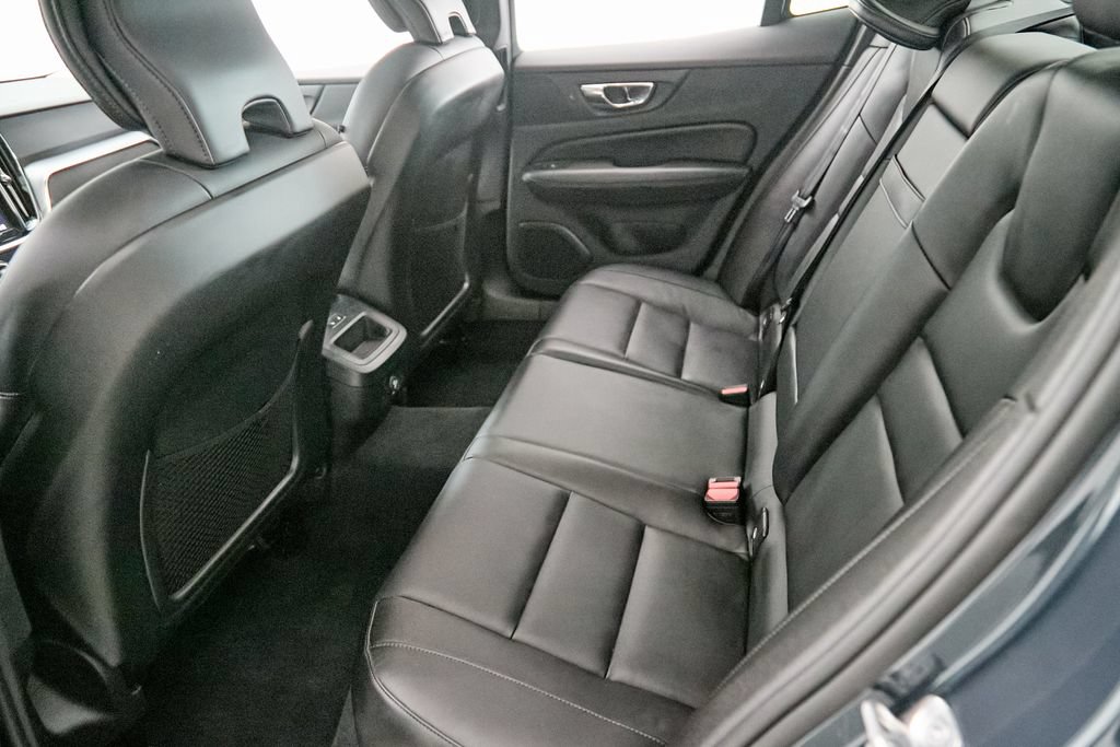 Used 2019 Volvo S60 T6 Momentum w/ Premium Package AWD/4WD image 22