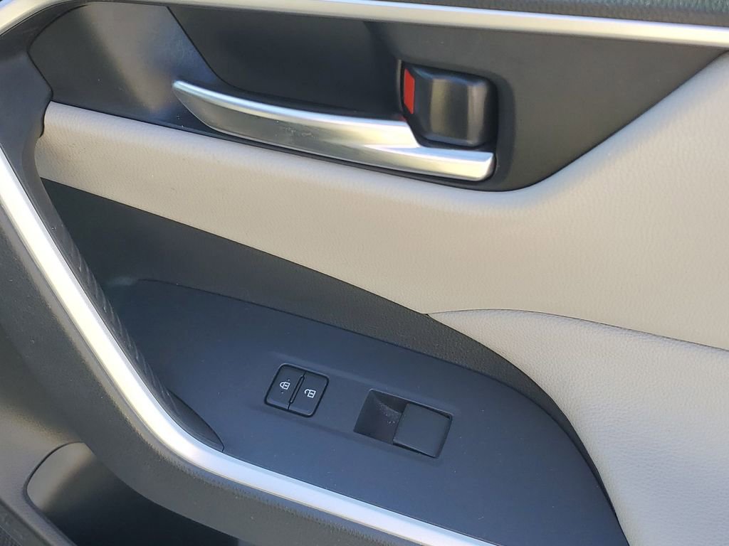 Certified 2021 Toyota RAV4 XLE w/ Convenience Package image 48