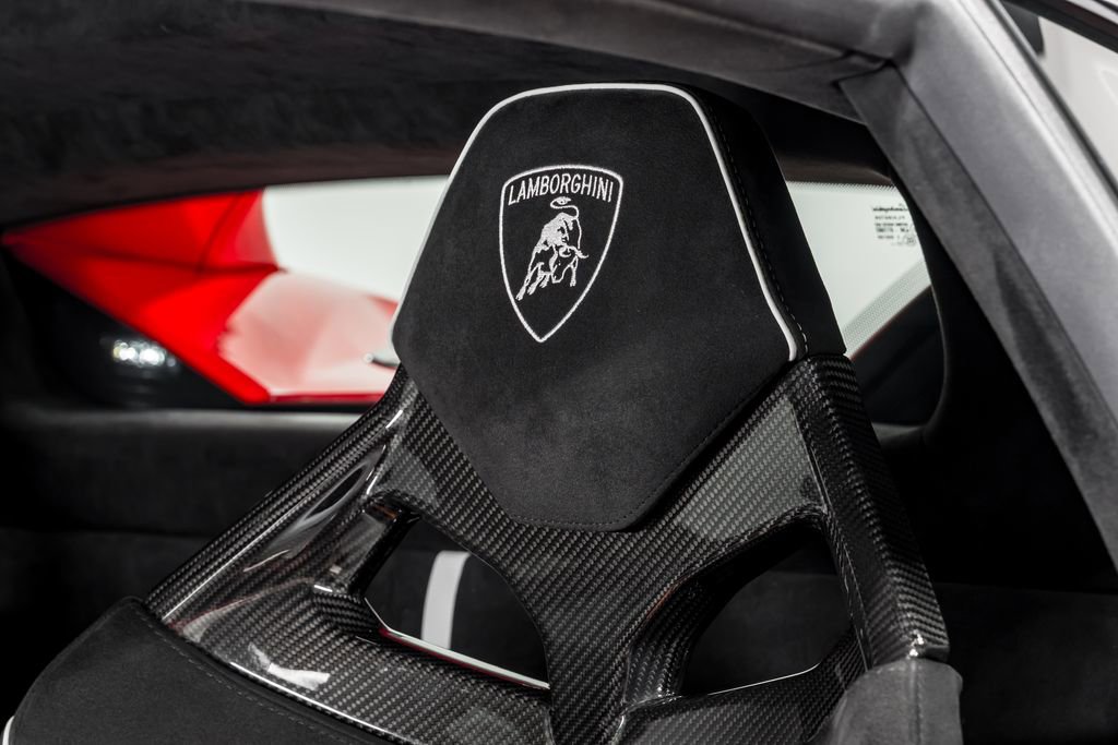 Used 2023 Lamborghini Huracan Tecnica image 20