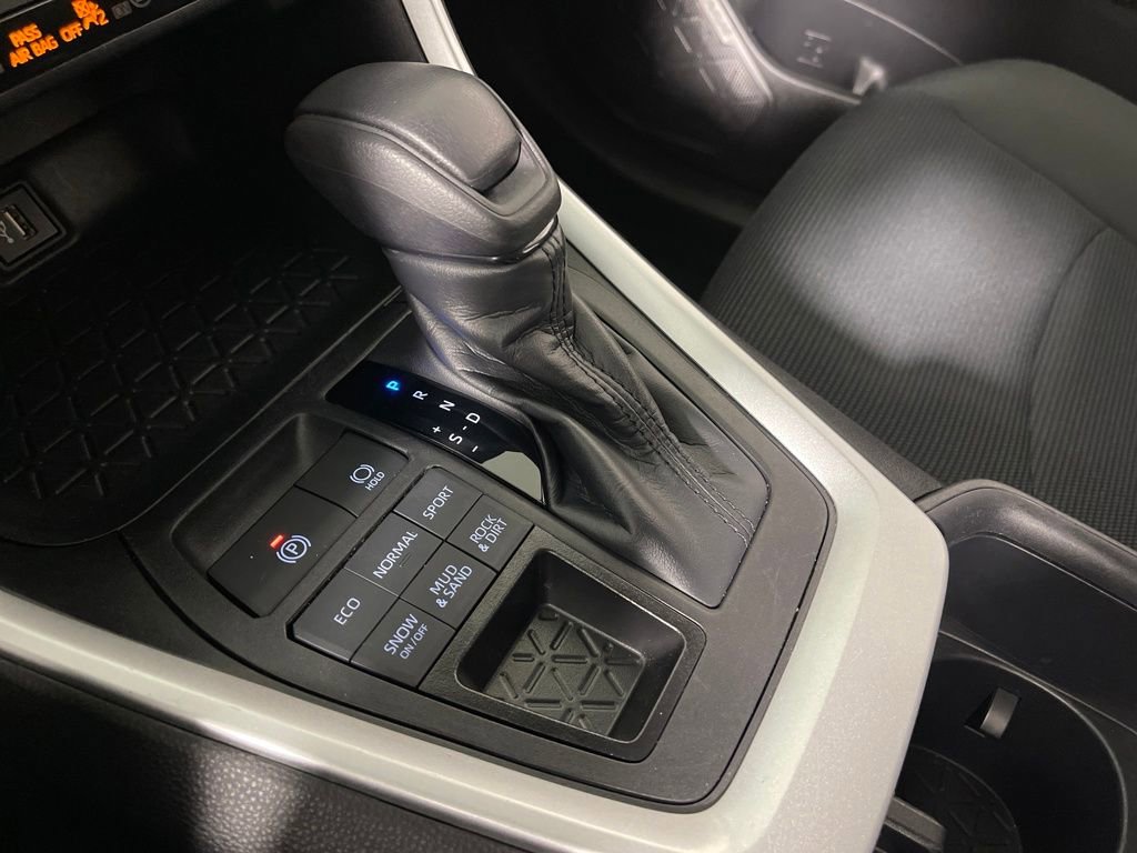 Certified 2024 Toyota RAV4 LE image 22