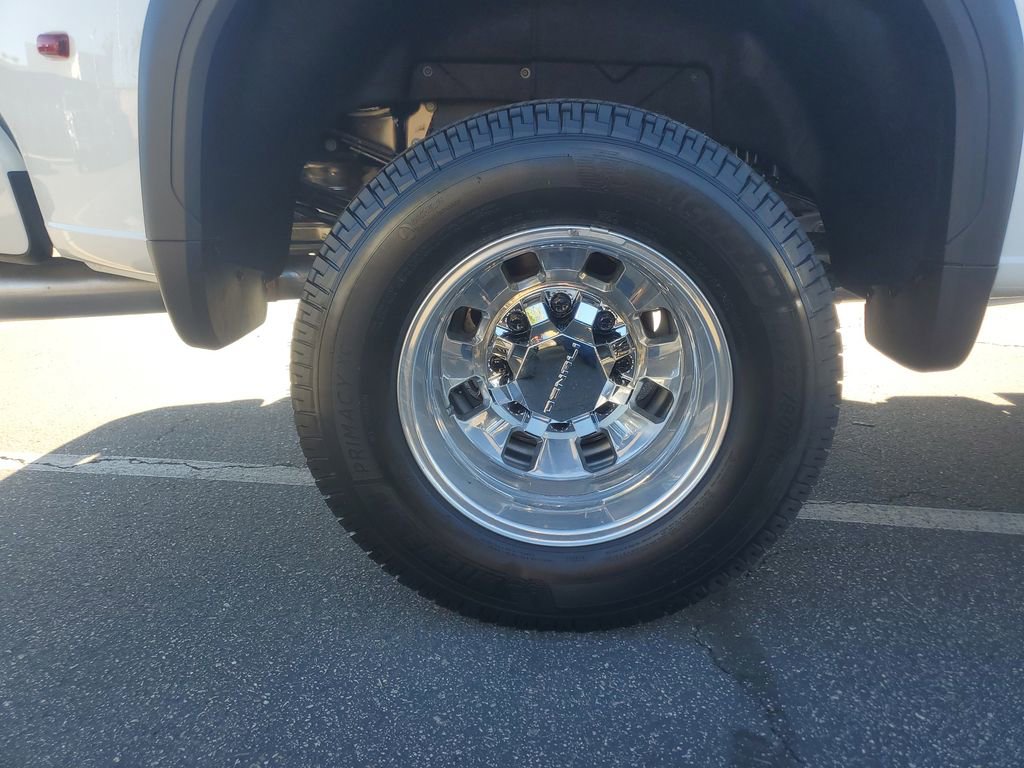 New 2026 GMC Sierra 3500 Denali Ultimate image 5