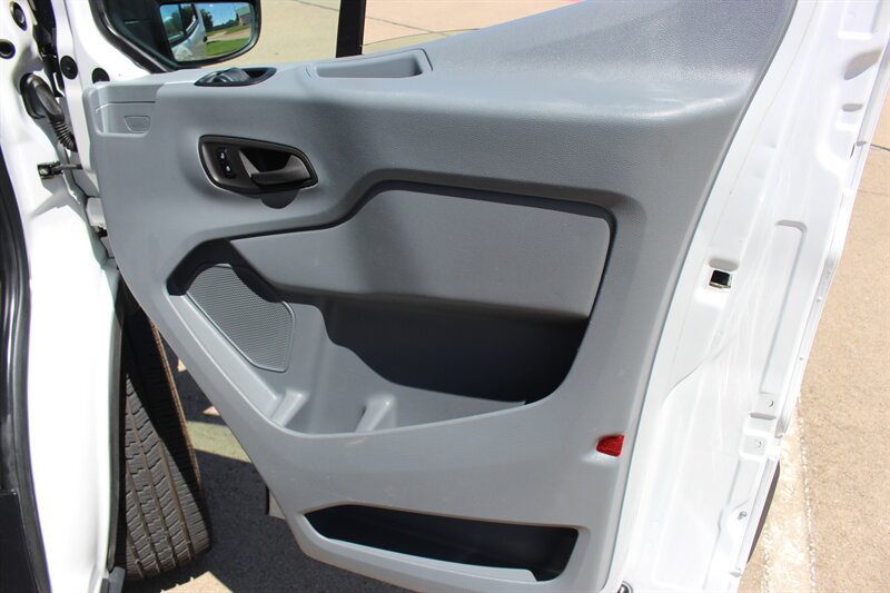 Used 2016 Ford Transit 350 XLT RWD image 24