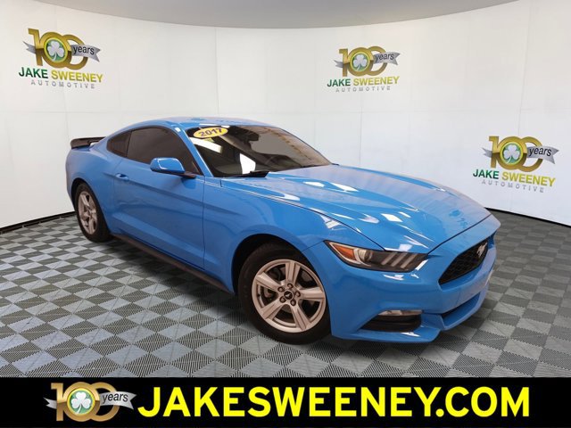 Used 2017 Ford Mustang Coupe image 1