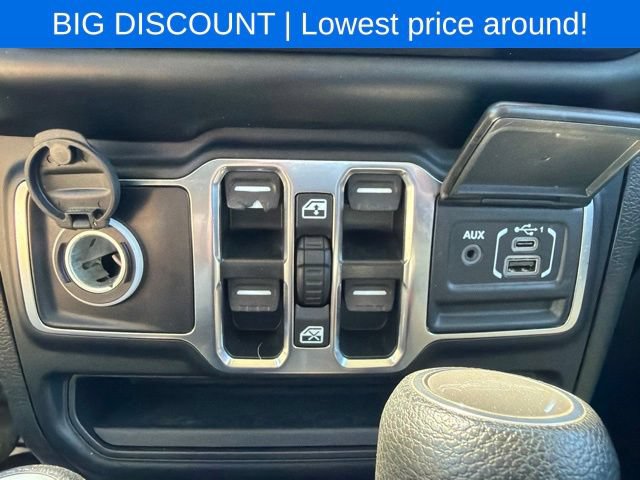 Used 2022 Jeep Gladiator Overland w/ LED Lighting Group AWD/4WD image 32