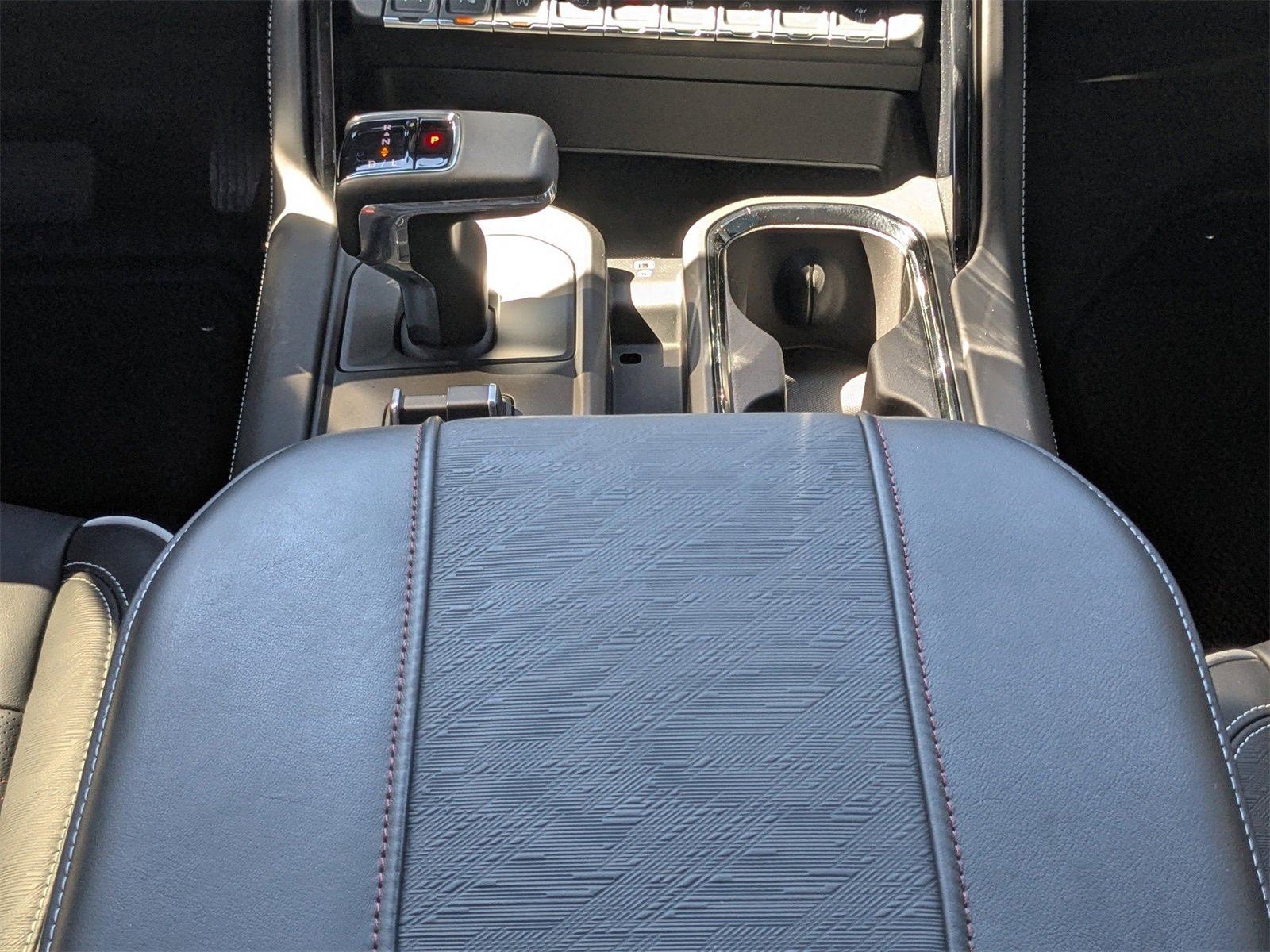 Used 2025 GMC Sierra 1500 AT4X image 20