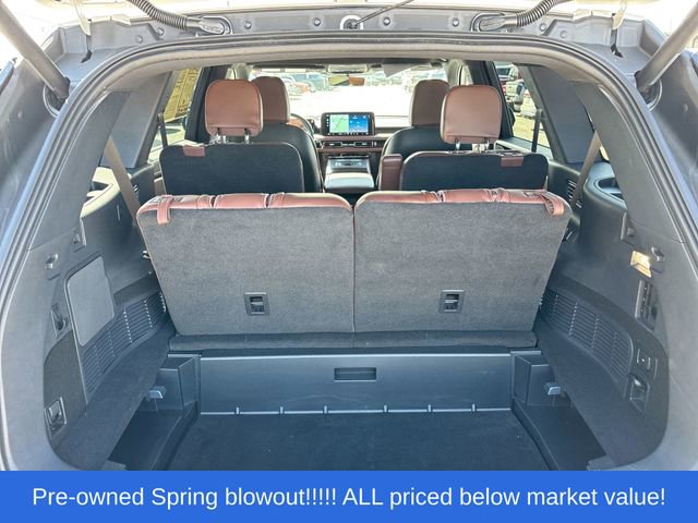 Used 2025 Lincoln Aviator Reserve AWD/4WD image 16
