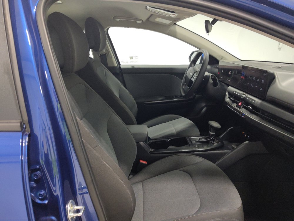 Used 2025 Kia K4 FWD image 21