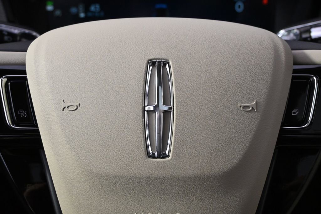 New 2026 Lincoln Corsair Premiere image 37