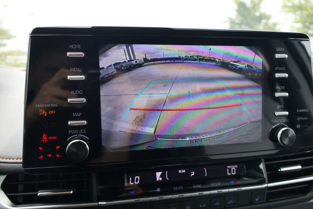 Used 2024 Toyota Sienna XSE FWD image 19
