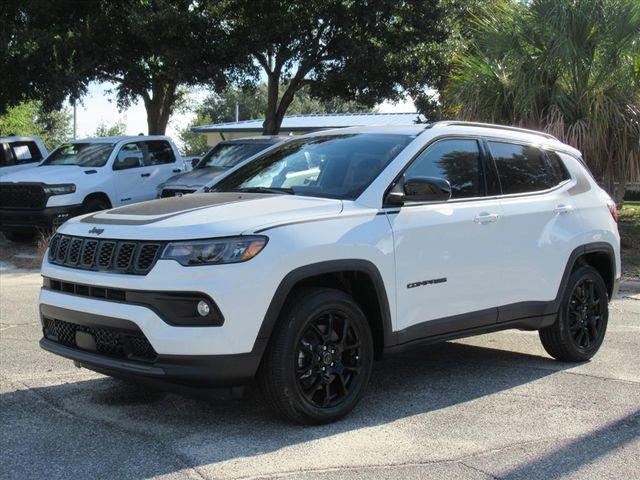 New 2026 Jeep Compass Latitude image 3