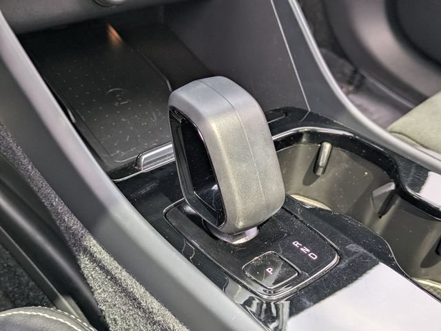Certified 2023 Volvo XC40 Recharge Ultimate AWD/4WD image 20