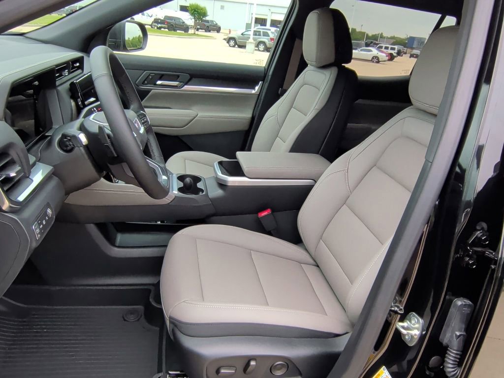 New 2026 GMC Terrain Elevation w/ Elevation Premium Package FWD image 12