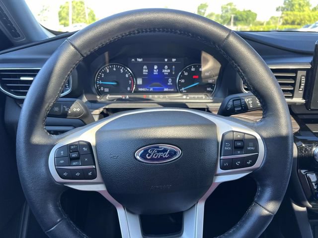 Certified 2023 Ford Explorer Limited w/ Equipment Group 301A AWD/4WD image 22