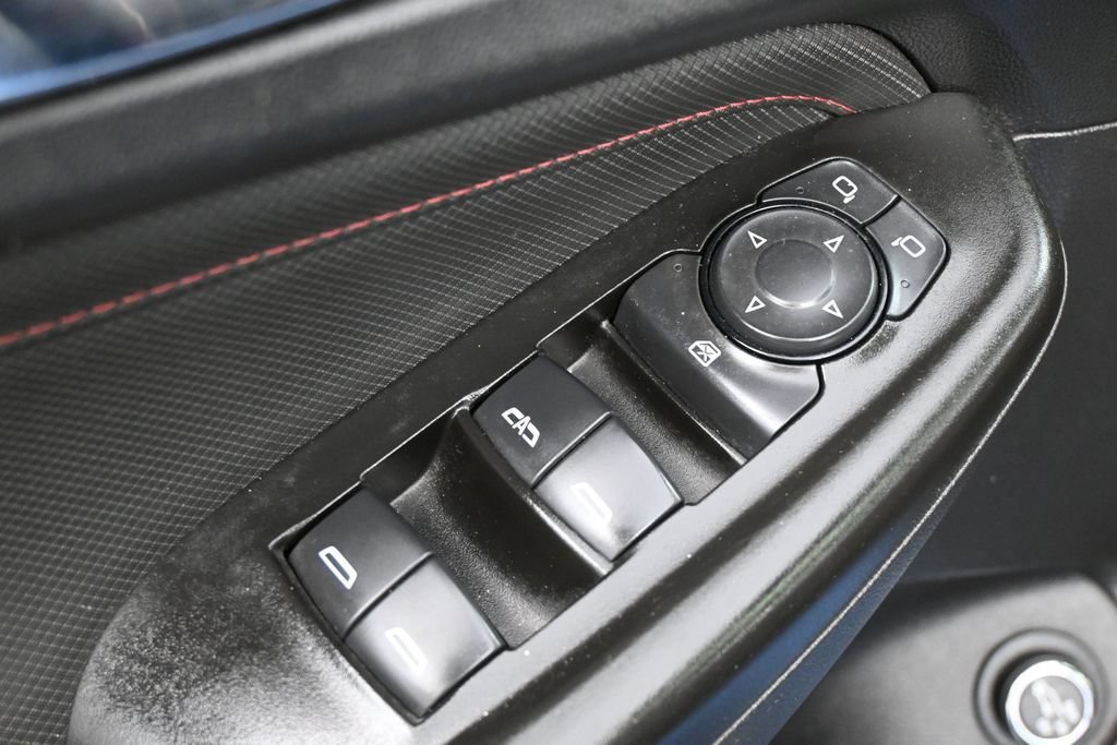 Used 2023 Chevrolet TrailBlazer RS w/ Sun and Liftgate Package FWD image 14