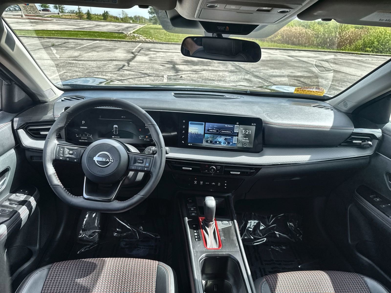 Certified 2025 Nissan Kicks SR AWD/4WD image 13