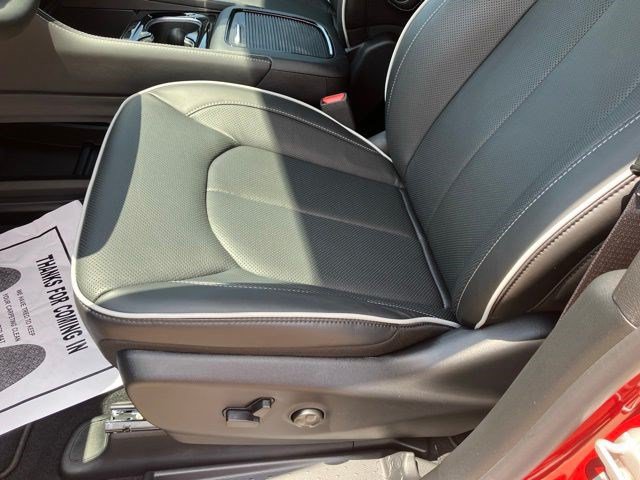 New 2027 Chrysler Pacifica Limited AWD/4WD image 11